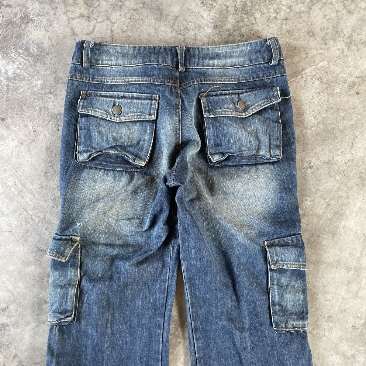 Designer × Marc Jacobs 🔥Marc Jacobs 8 Pocket Stoned Wash Flare Women Distress Jeans Size 31" - 5 Thumbnail