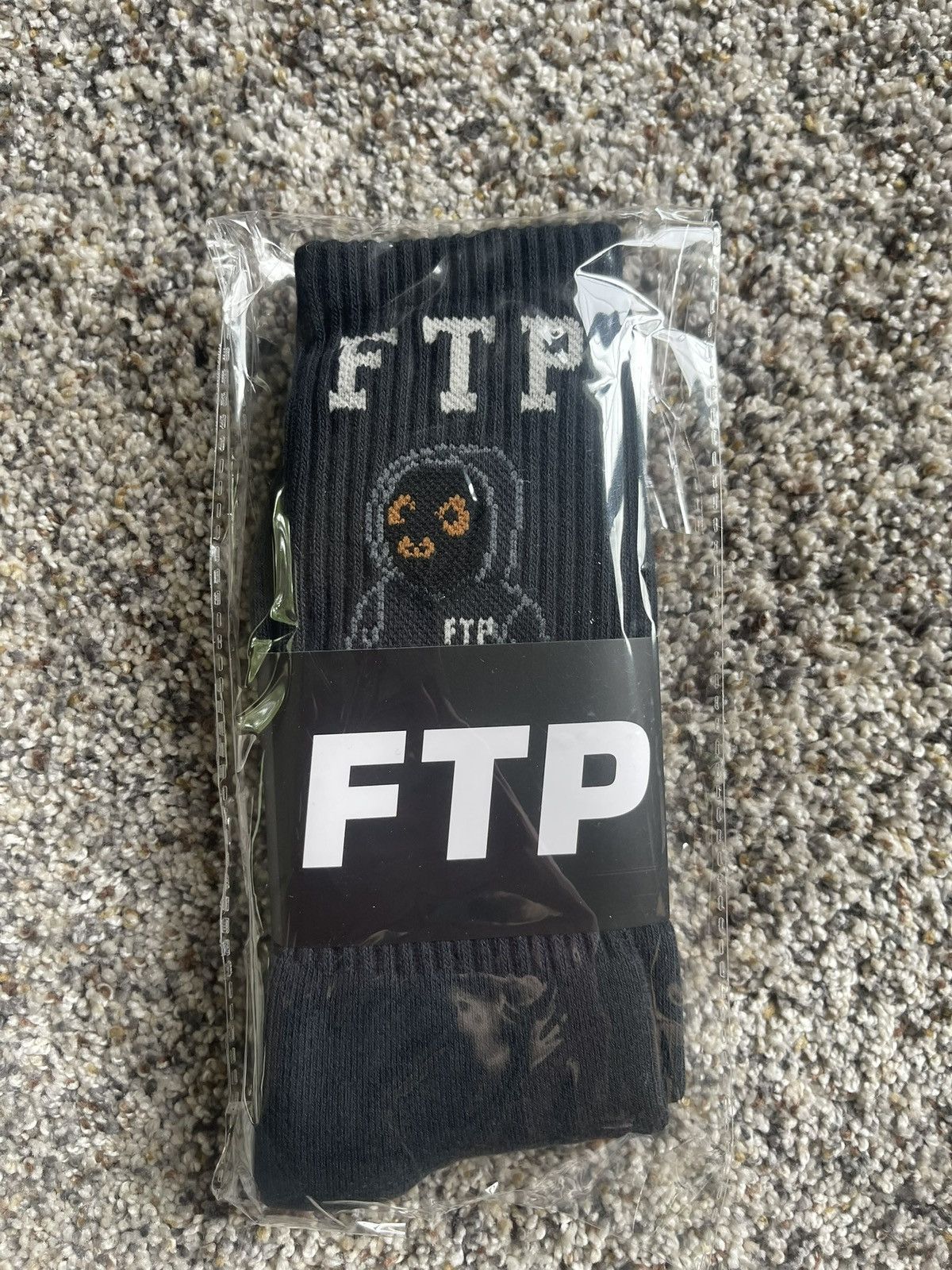 G59 Records FTP Bear Socks (Black) Ftp x G59 x $uicideboy$ Size ONE SIZE - 2 Thumbnail