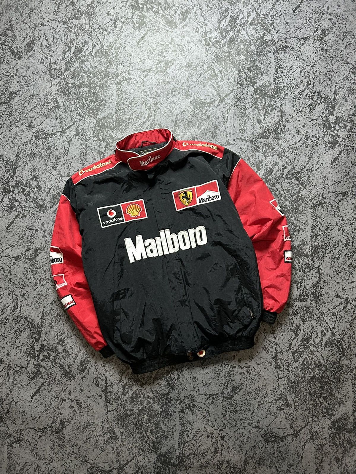 Image of Ferrari x Marlboro Vintage Racing Jacket Marlboro Ferarri F1 Big Logo 90's in Black, Men's (Size XL