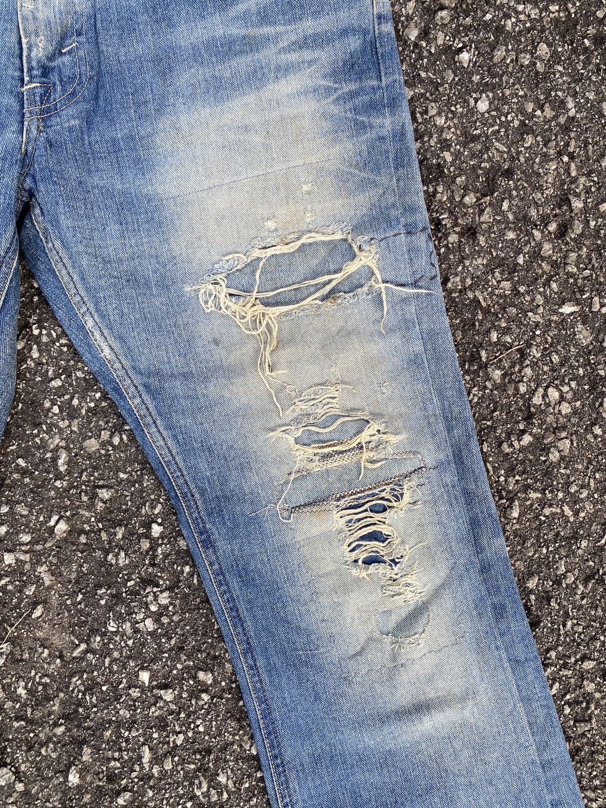 Japanese Brand × Lee Vintage Lee Blue Washed Distressed Patchwork Flare Denim Size US 32 / EU 48 - 7 Thumbnail