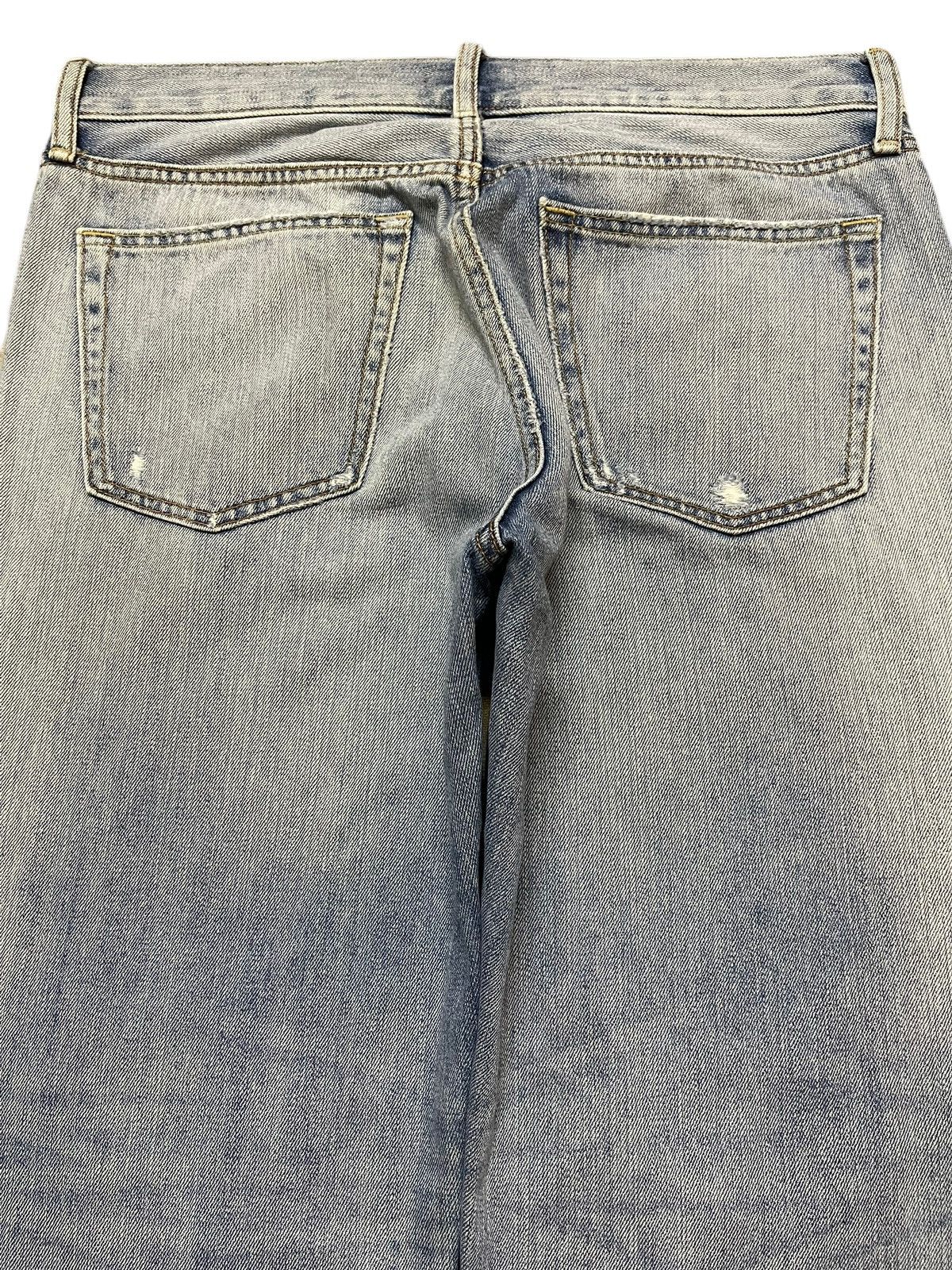 Uniqlo Vintage Japanese Uniqlo Faded Wash Style Distressed Jeans Size US 34 / EU 50 - 5 Thumbnail