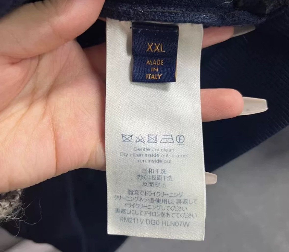 Louis Vuitton Louis Vuitton's latest blue embossed logo pilot jacket Size US XXL / EU 58 / 5 - 4 Thumbnail