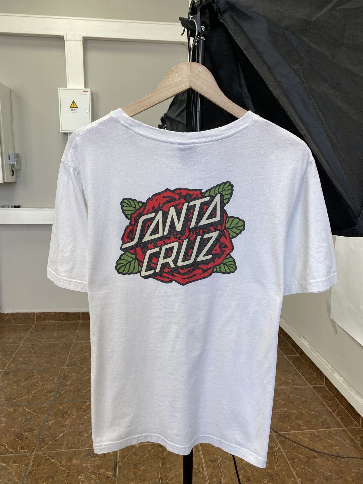 Santa Cruz Skateboards 🇺🇸 Y2K Santa Cruz Skateboarding T-Shirt Rare Retro Hype Size US L / EU 52-54 / 3 - 1 Thumbnail