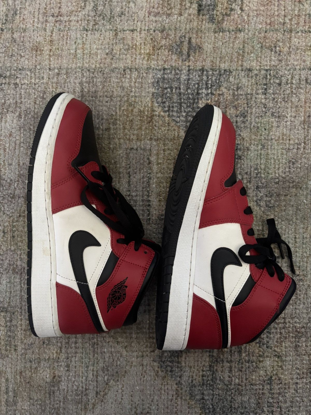 Nike Jordan 1 Mid “Red & Black” — Lightly Worn — Size 6Y Size US 6 / EU 39 - 4 Thumbnail