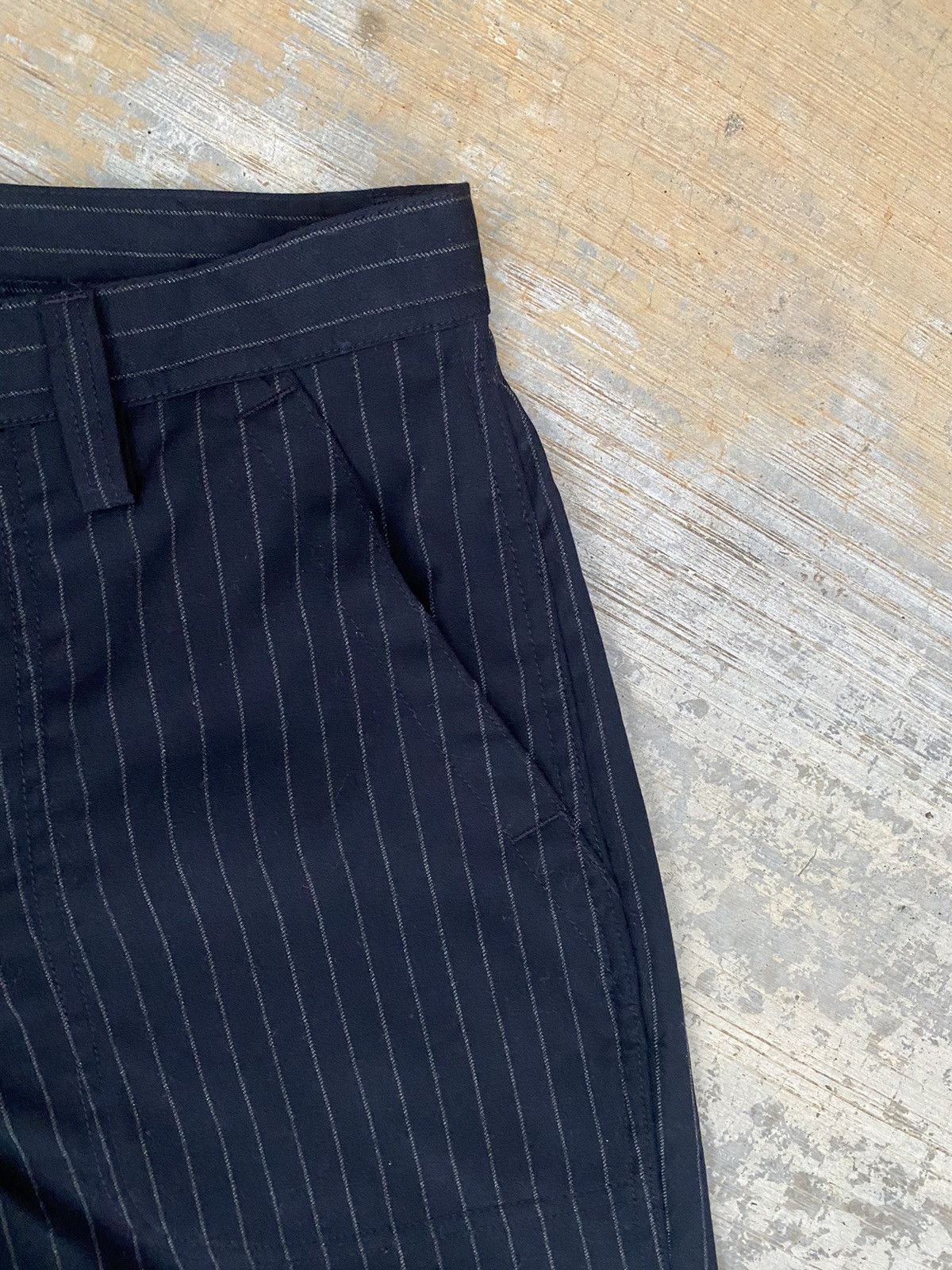 JW Anderson × Uniqlo Uniqlo X J.W.Anderson Pinstripe Trouser Pants Size 28" / US 6 / IT 42 - 5 Thumbnail