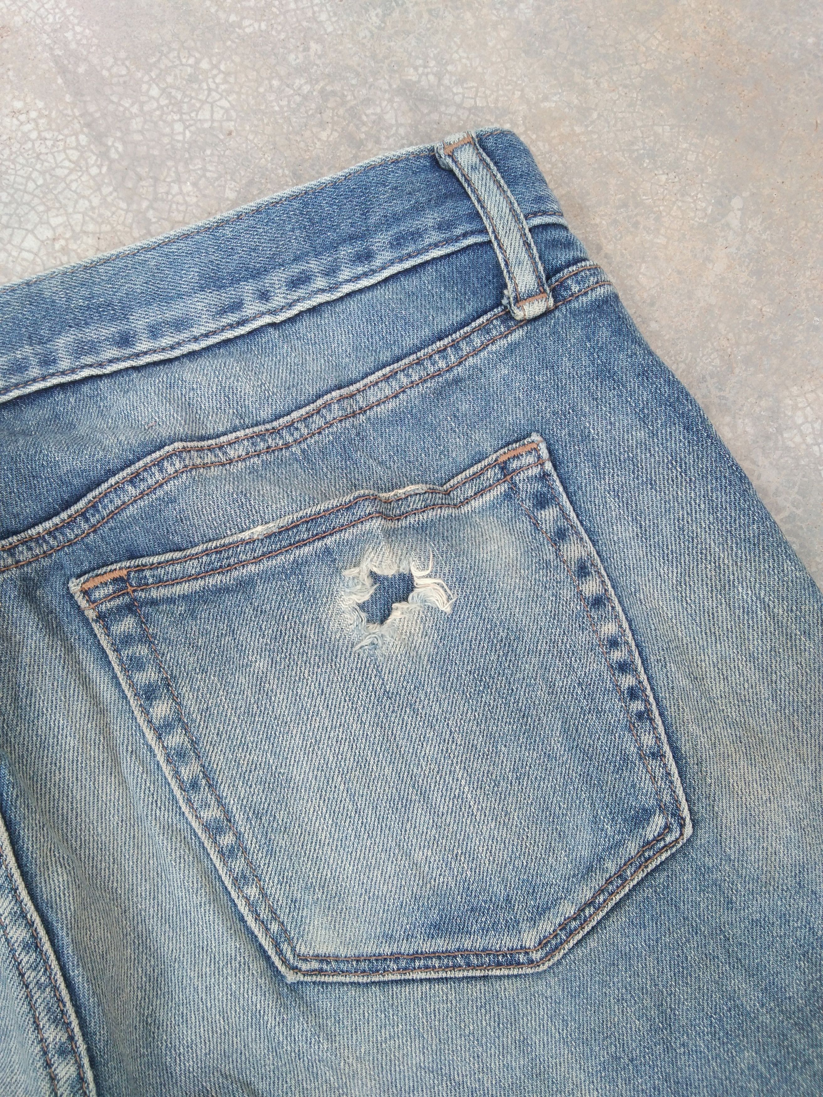 Japanese Brand Vintage Uniqlo Rusty Wash Distressed Jeans 36x29 Size US 36 / EU 52 - 4 Thumbnail