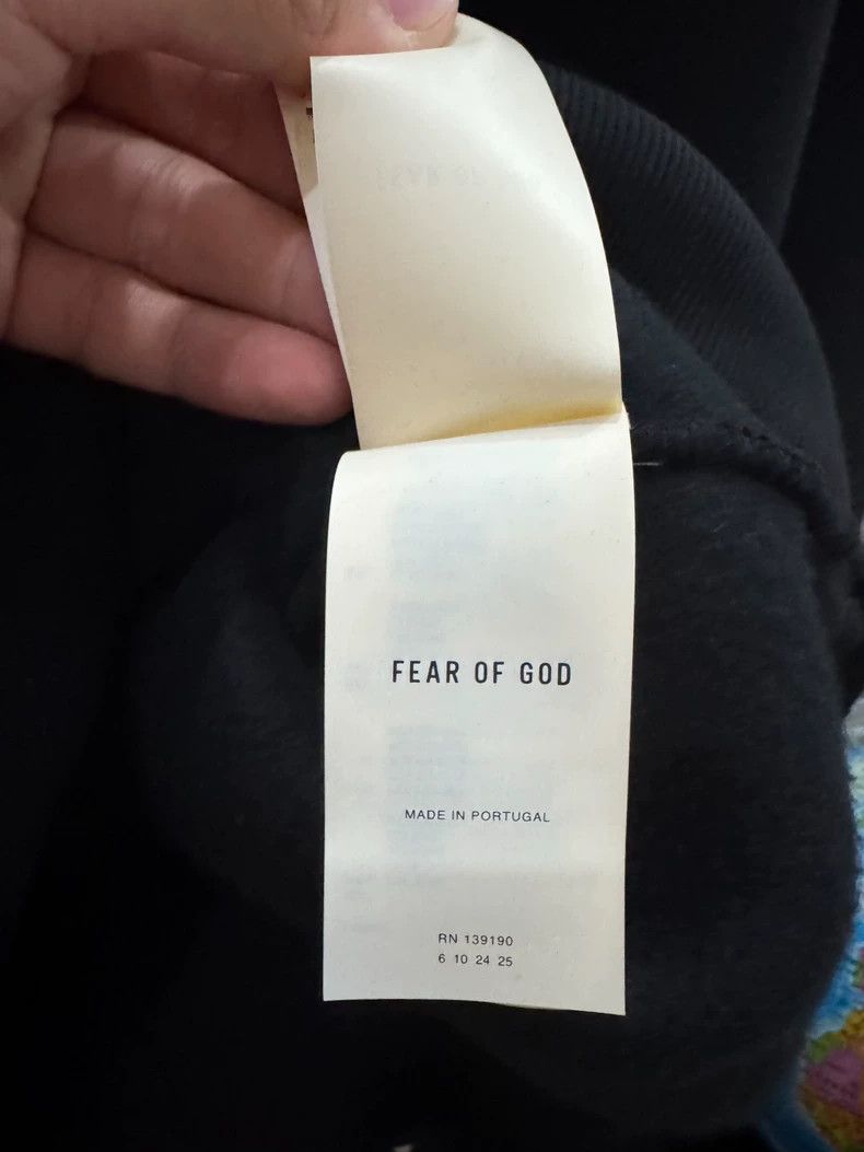 Fear of God Fear of God The main line of the eighth episode is a fleec Size US L / EU 52-54 / 3 - 4 Thumbnail