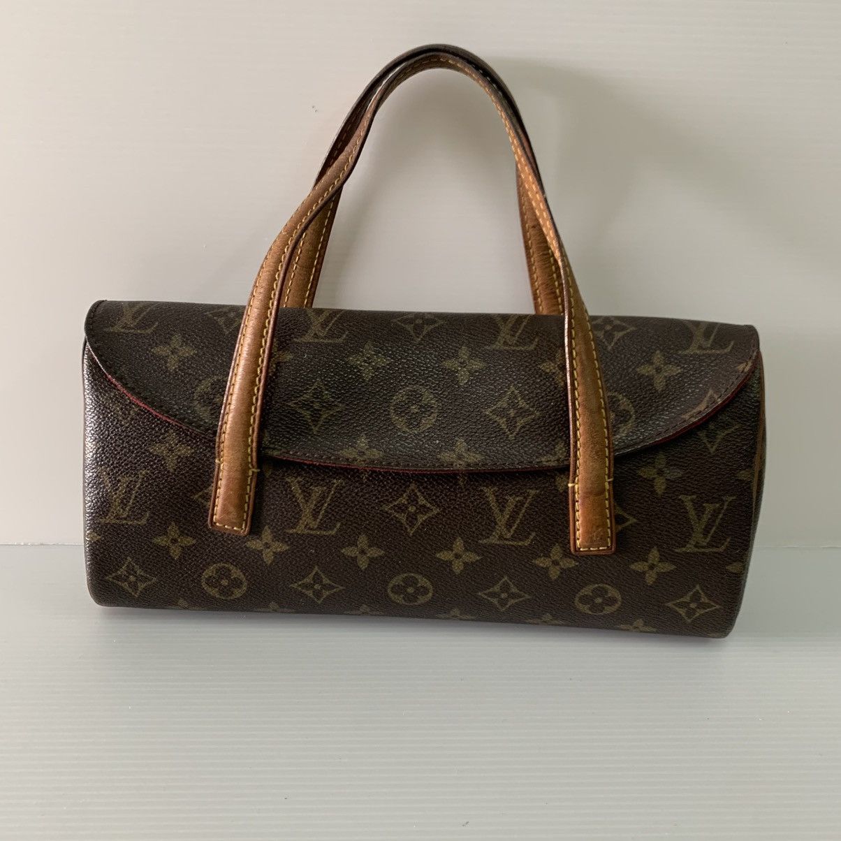 Louis Vuitton Louis Vuitton Monogram Handbag Size ONE SIZE - 1 Thumbnail