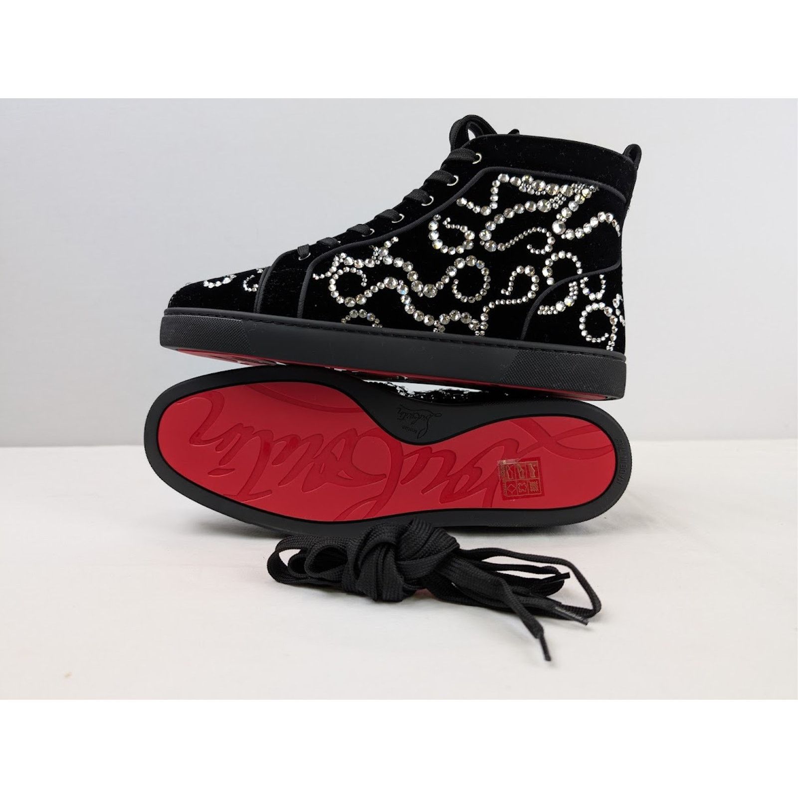Christian Louboutin o1rshd1 Octolouis Strass Sneakers in Black/Crystal Size US 9 / EU 42 - 13 Thumbnail