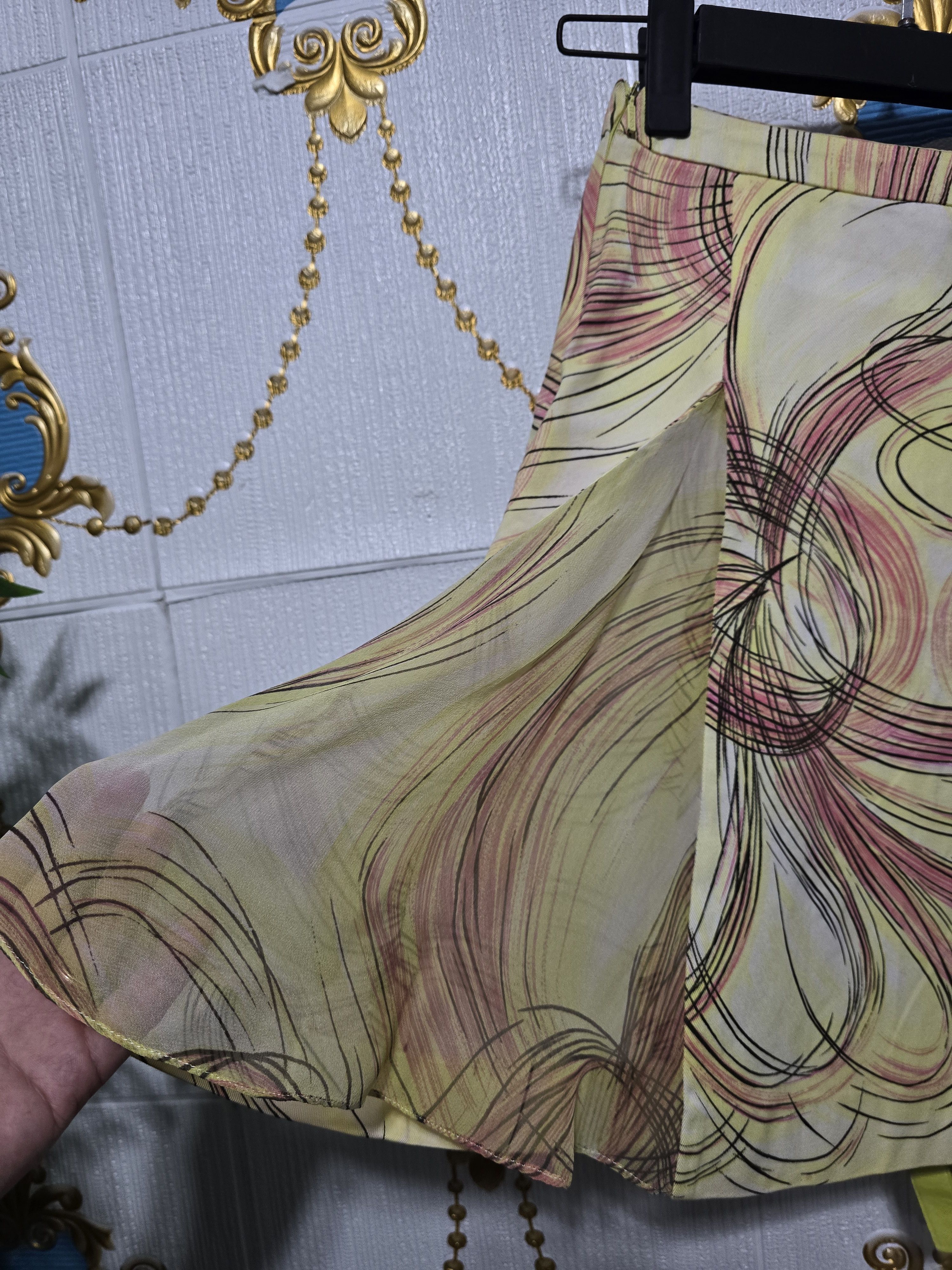 Versace VERSACE VERSUS ,100% silk & cotton,vintage 90' Size 26" / US 2 / IT 38 - 6 Thumbnail