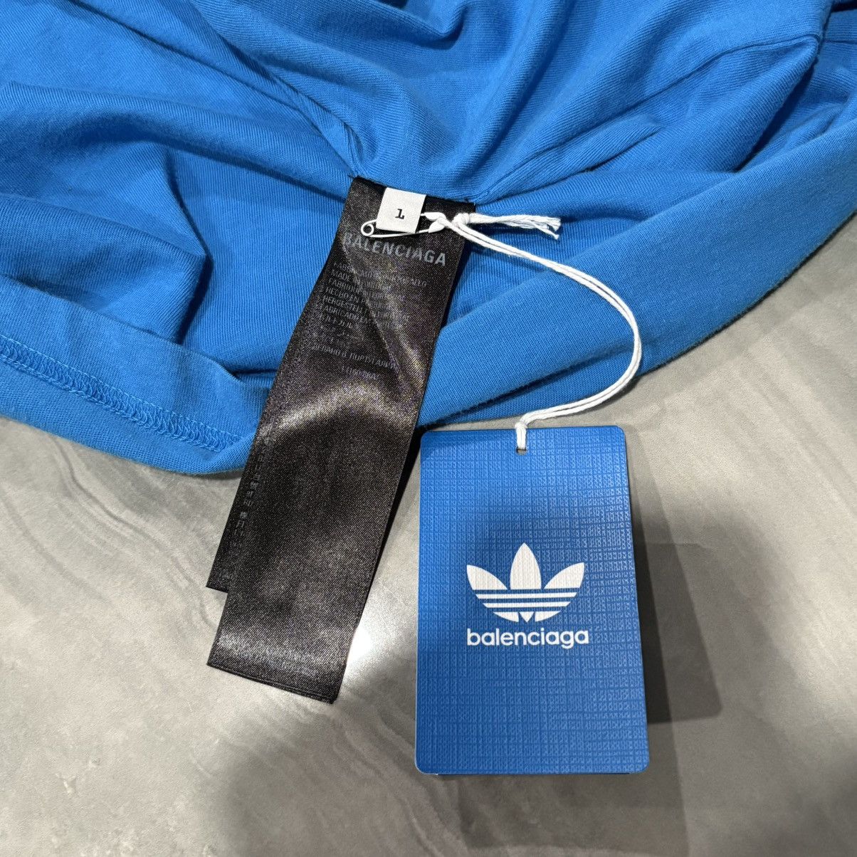 Balenciaga Balenciaga x Adidas Reversible Inside out Blue Shirt Size US XXS / EU 40 - 3 Thumbnail