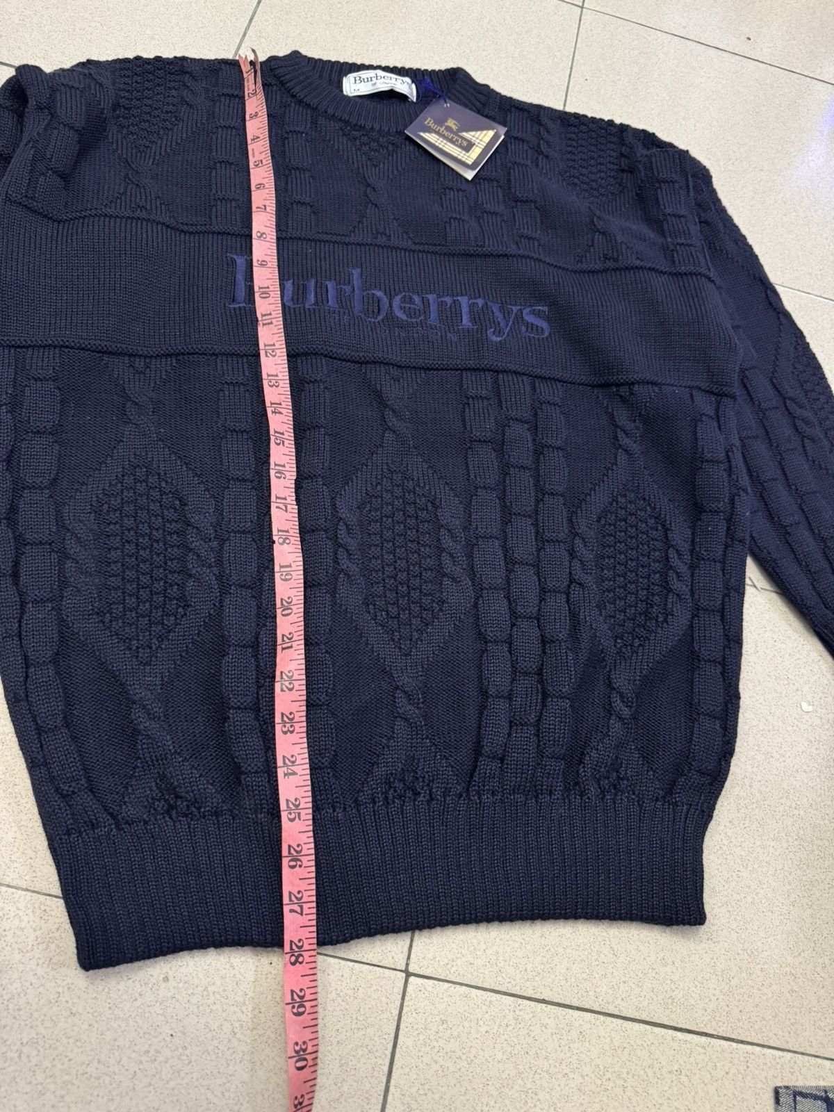 Burberry NWT VINTAGE BURBERRYS EMBROIDERED CABLE KNIT JUMPER Size US M / EU 48-50 / 2 - 8 Thumbnail