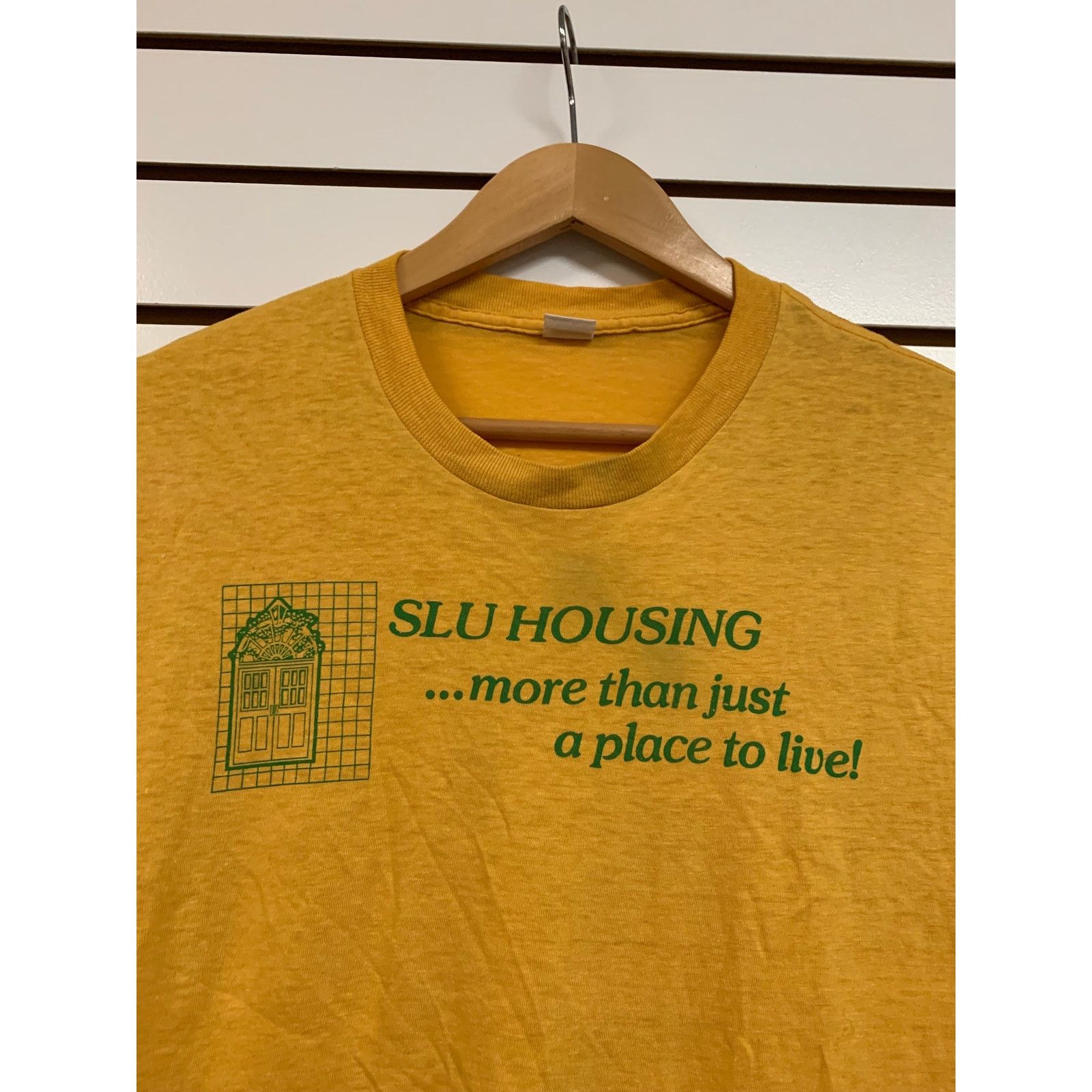 Other Vintage SLU housing saint Louis university T Shirt Sz XL 80s Size US XL / EU 56 / 4 - 3 Thumbnail