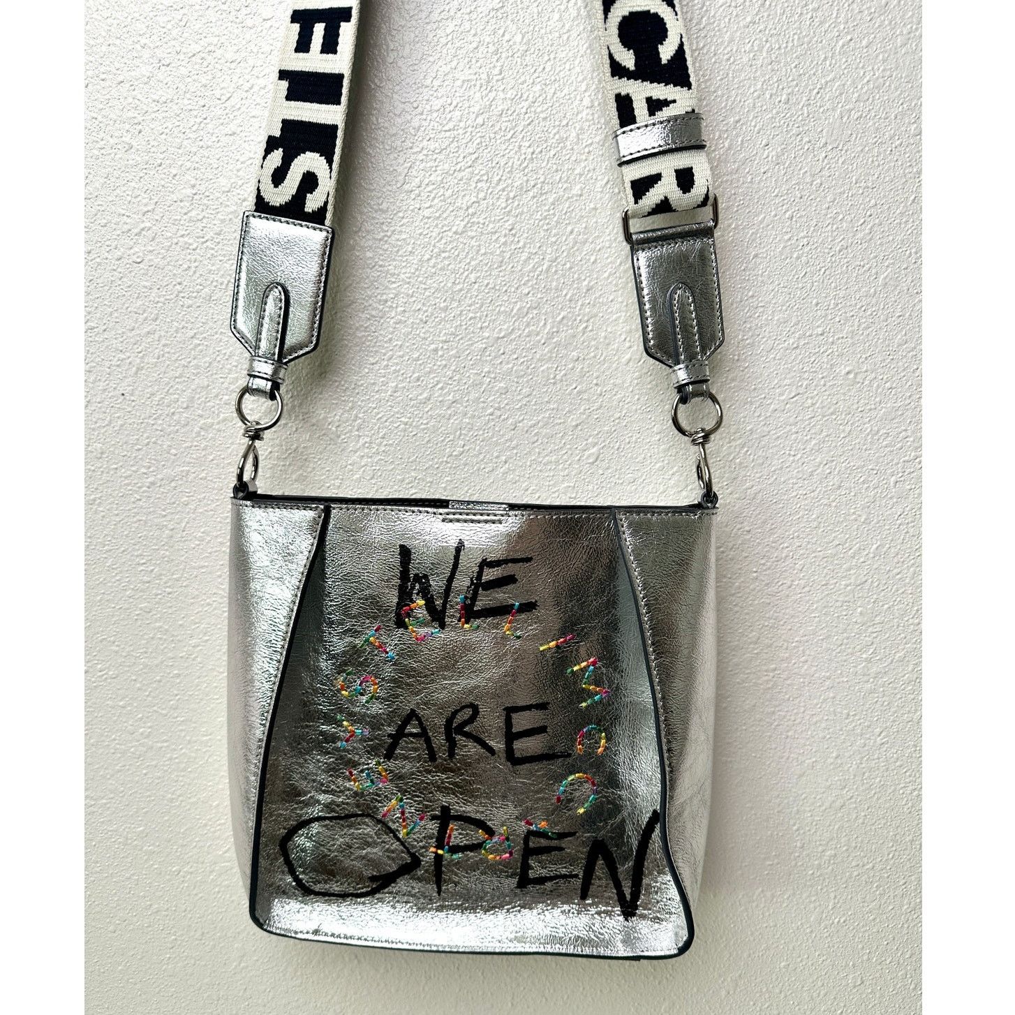 Stella McCartney NWT Stella McCartney Stonewall Mini Crossbody Bag – Silver Size ONE SIZE - 3 Thumbnail