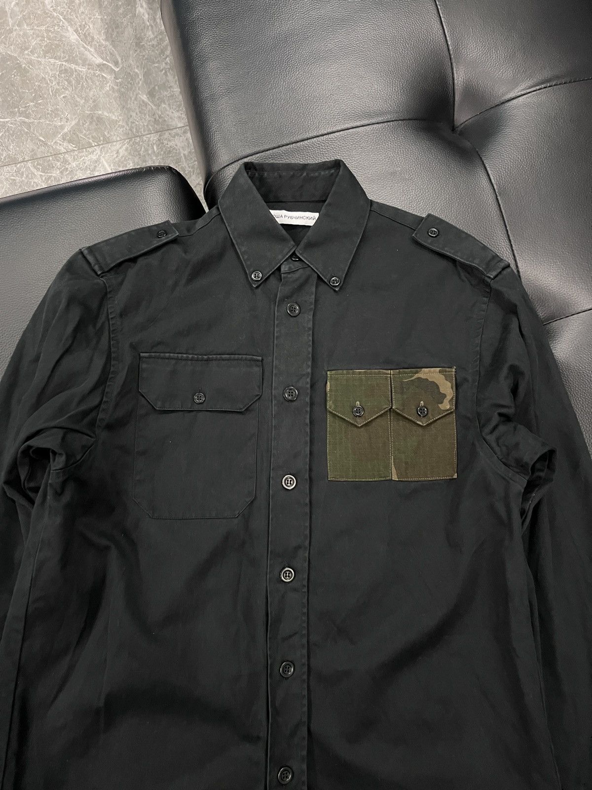 Gosha Rubchinskiy Gosha Rubchinskiy FW18 Camouflage Pocket Military Jacket Size US S / EU 44-46 / 1 - 3 Thumbnail