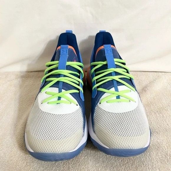 Under Armour Under Armour Curry 7 Super Soaker size 10.5 BRAND NEW MEN’S Size US 10.5 / EU 43-44 - 8 Thumbnail