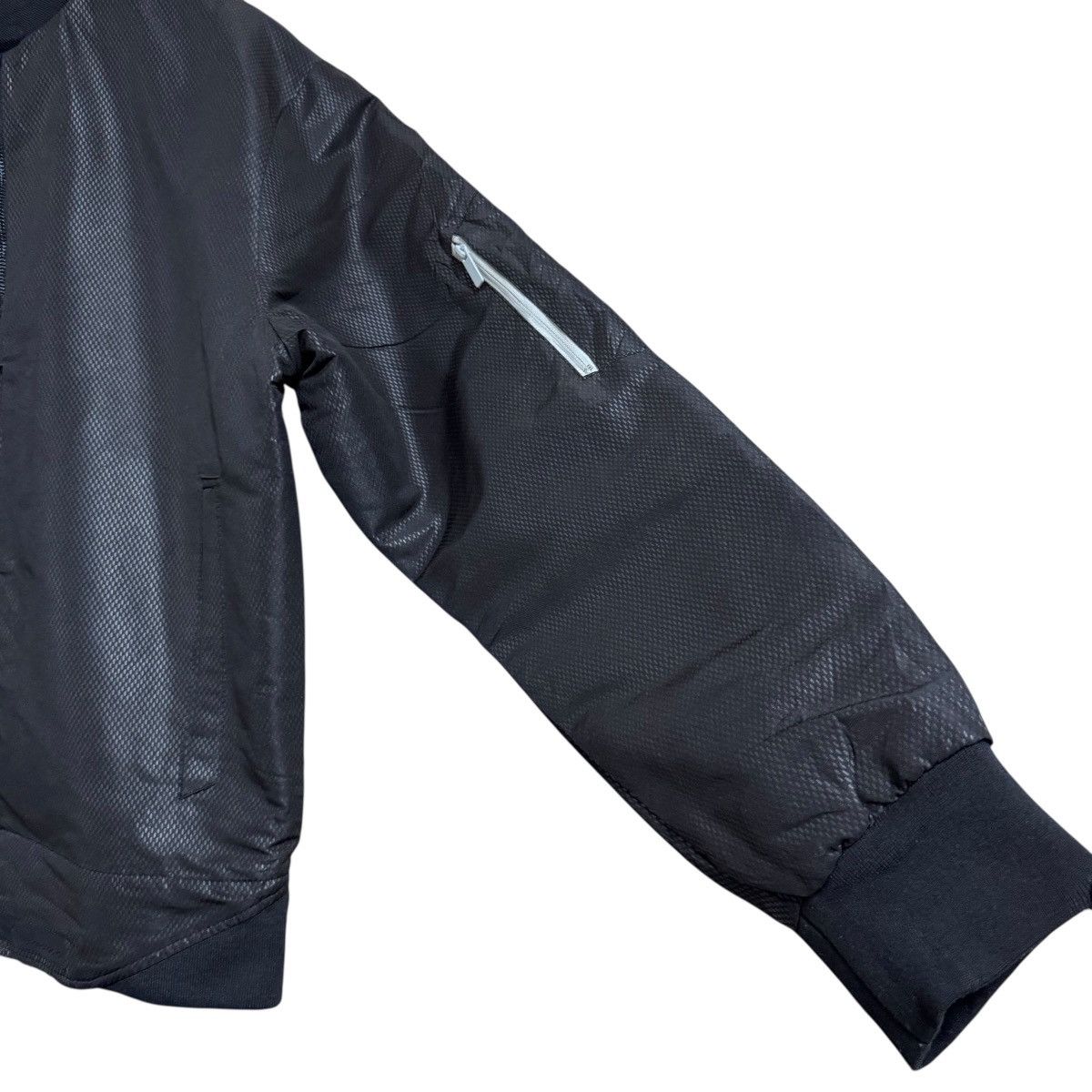 Hussein Chalayan × Puma Hussein Chalayan Bomber Jacket Stealth Pocket Size US L / EU 52-54 / 3 - 7 Thumbnail