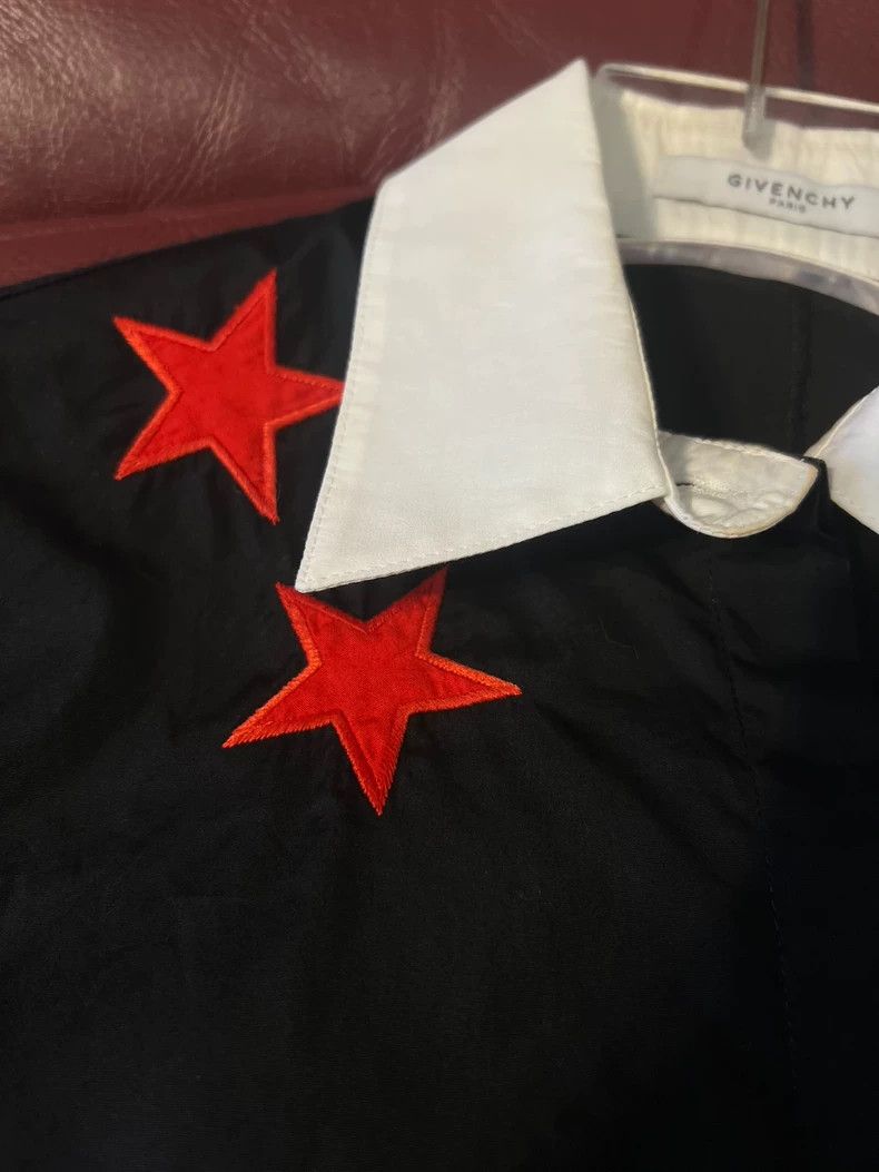 Givenchy Givenchy Five-pointed star long sleeve shirt Size US S / EU 44-46 / 1 - 3 Thumbnail