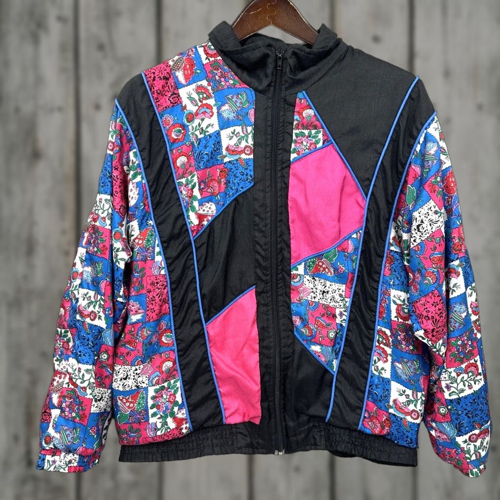 Vintage VINTAGE Westbound Sport Jacket Women M Floral Black Windbreaker 80s Retro Casual Lightweight Lined Nylon Softshell Handcrafted? Size M / US 6-8 / IT 42-44 - 1 Thumbnail