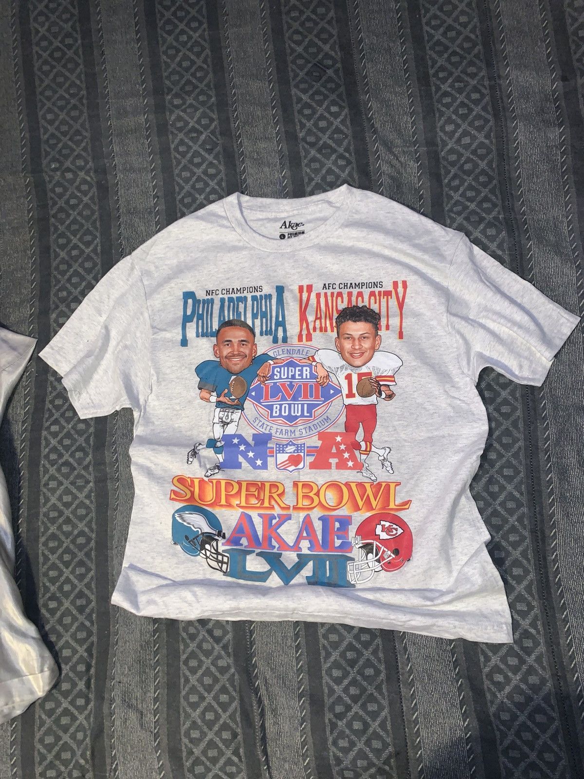 NFL Akae Super Bowl LVII Eagles vs Chiefs Graphic Tee Size US L / EU 52-54 / 3 - 9 Thumbnail