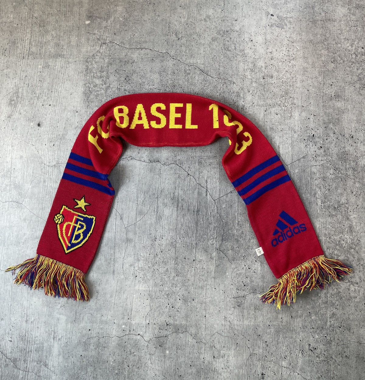 Vintage 2012 | Champions League | Basel adidas Soccer Scarf Size ONE SIZE - 1 Thumbnail