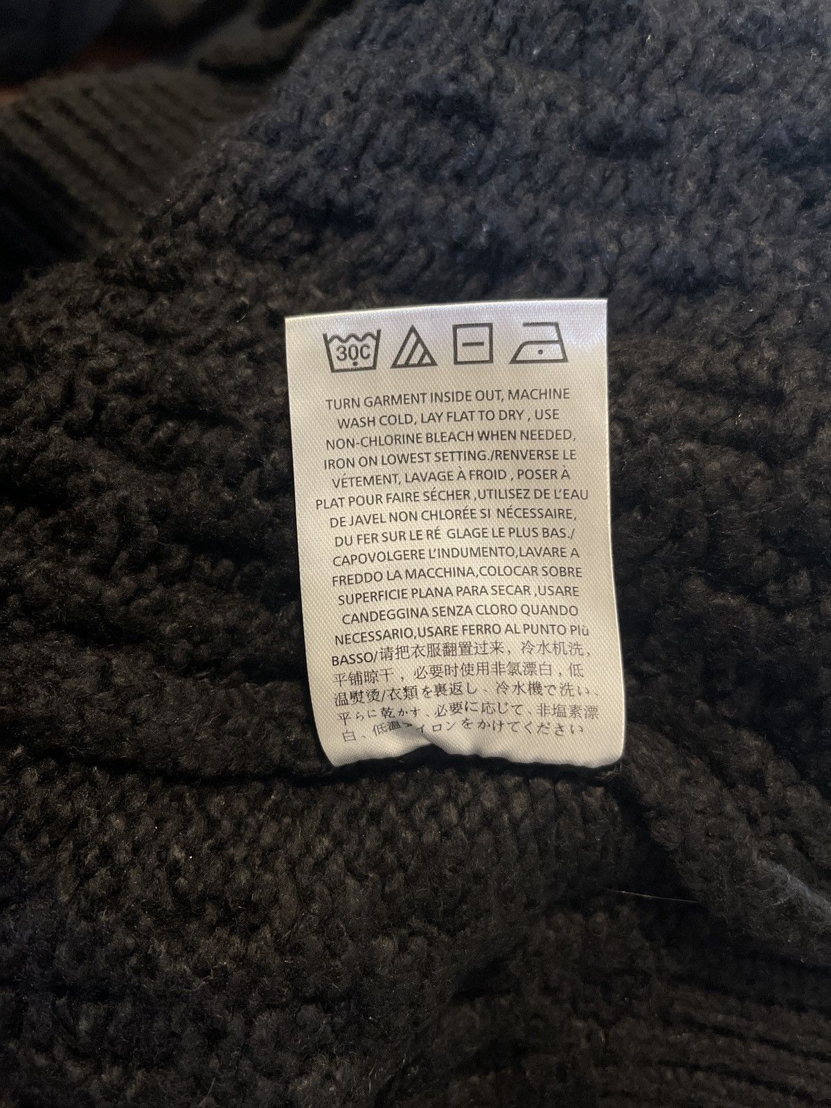 Essentials Men essential hoodie Size US S / EU 44-46 / 1 - 7 Thumbnail