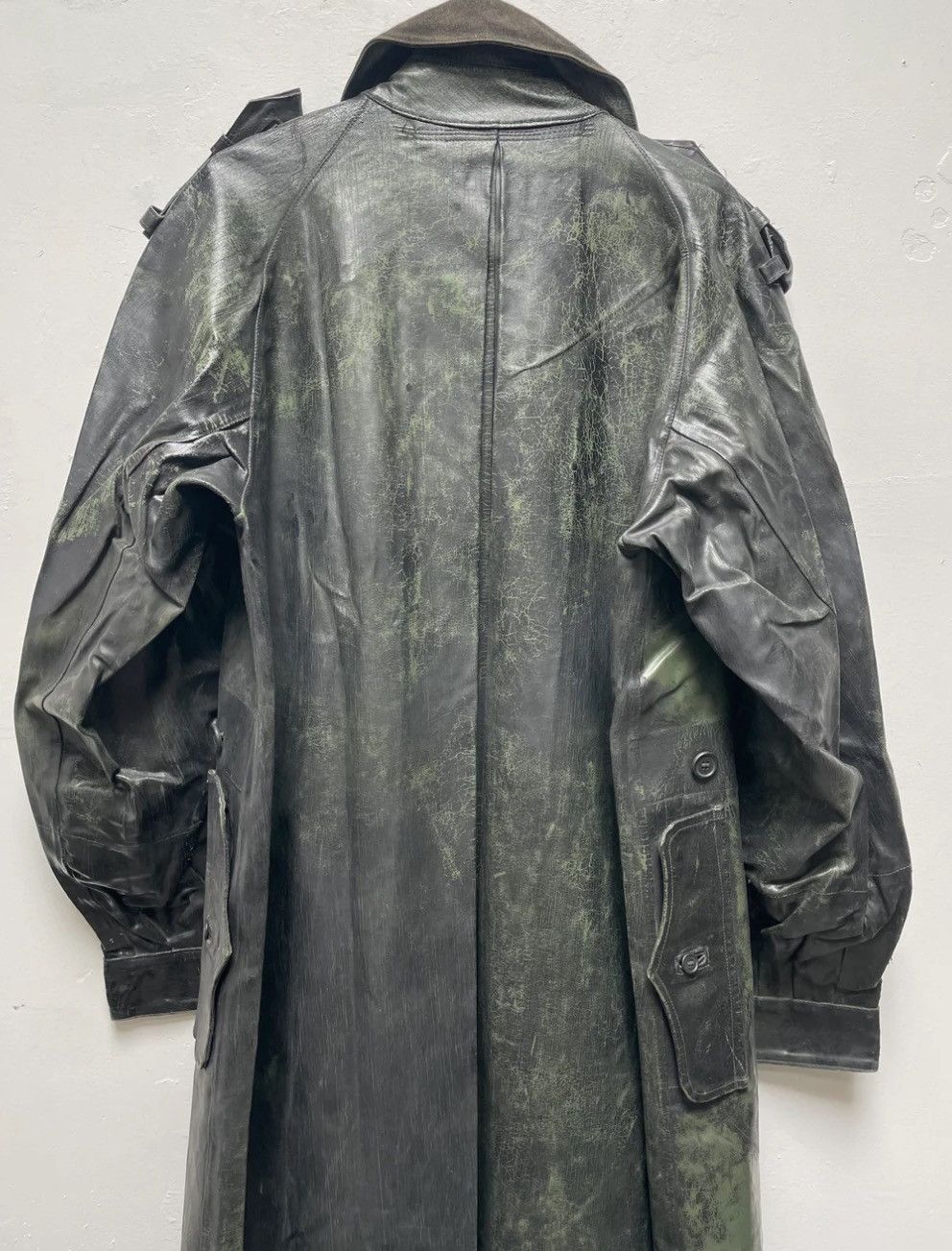 Handmade Soot Heavy Rubber Trench Size US XL / EU 56 / 4 - 6 Thumbnail