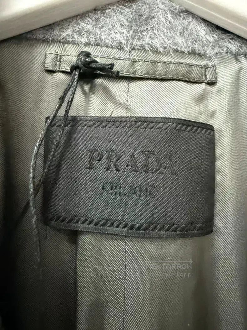 Prada Prada Gray Overcoat Size 48 Brand New. Size US L / EU 52-54 / 3 - 5 Thumbnail