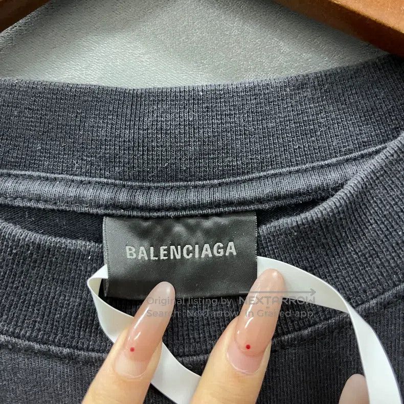 Balenciaga Balenciaga Letter Printed Round Neck Short-sleeve T-shirt Size US L / EU 52-54 / 3 - 3 Thumbnail