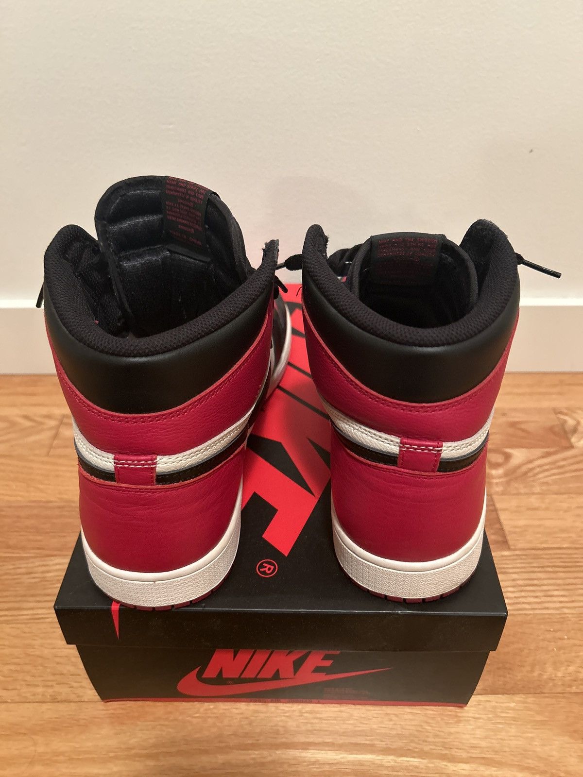 Jordan Brand Jordan 1 Bred Toe Size US 12 / EU 45 - 10 Thumbnail