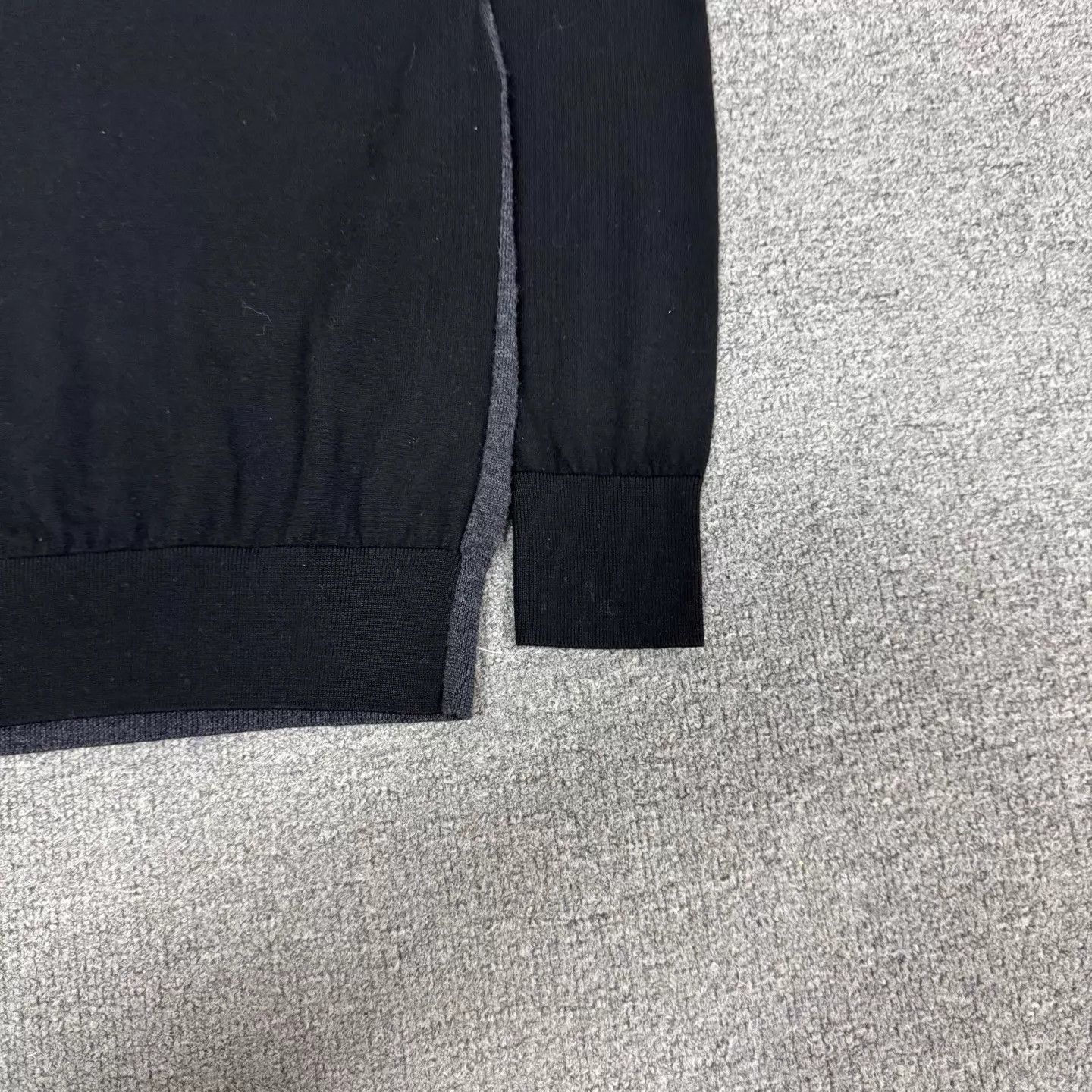 Loewe Loewe square logo crewneck knit sweater XS new with tags Size XS / US 0-2 / IT 36-38 - 3 Thumbnail