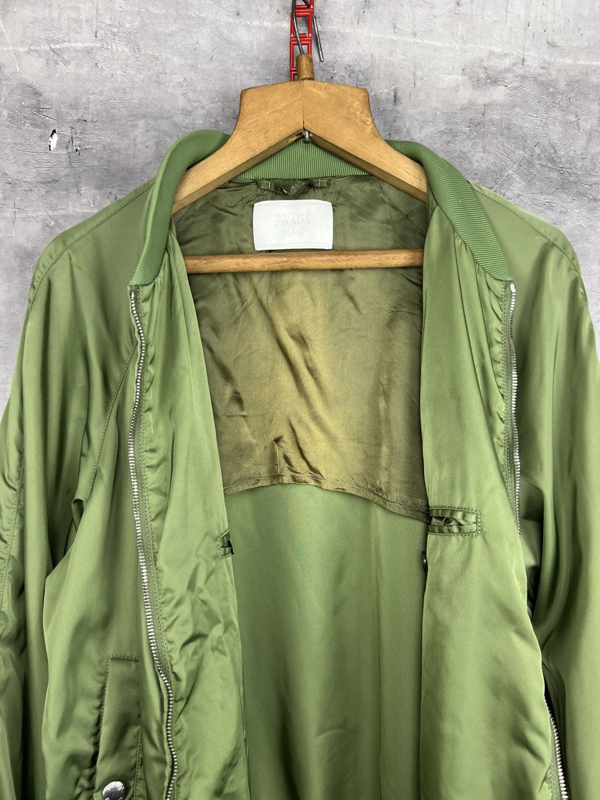 Prada Prada Milano 2014 Metallic Green Nylon Bomber Jacket Size M Size US M / EU 48-50 / 2 - 18 Thumbnail