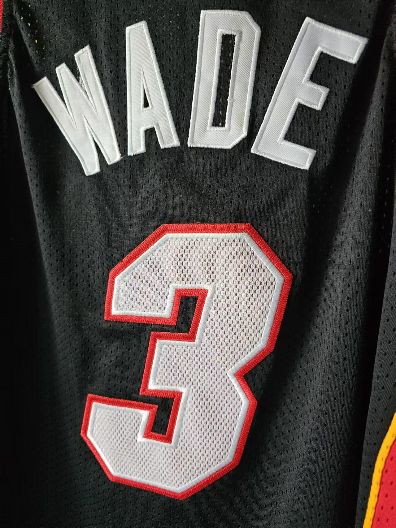 NBA Dwyane Wade Jersey Miami Heat Jersey Size US S / EU 44-46 / 1 - 4 Thumbnail