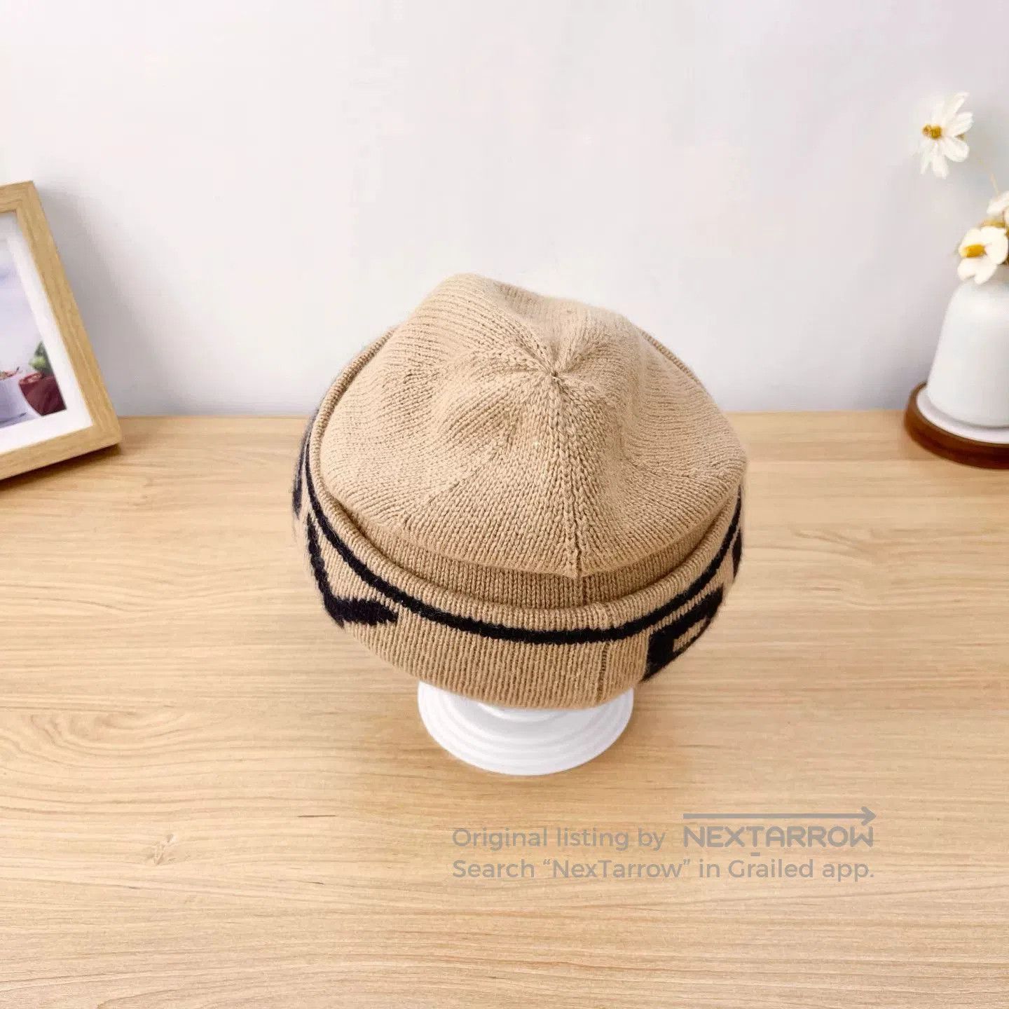 Burberry Burberry Camel Cashmere Black Logo Beanie. Size ONE SIZE - 3 Thumbnail