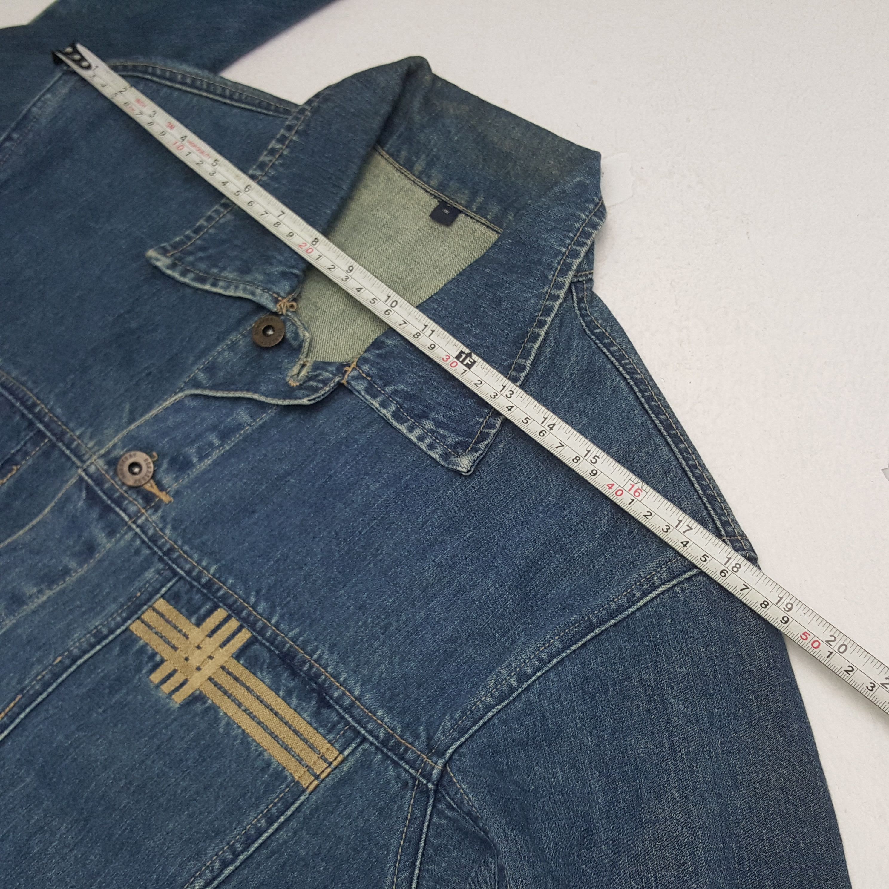 Burberry Vintage Burberry London Custom Spell Out Denim Jacket Size US S / EU 44-46 / 1 - 7 Thumbnail