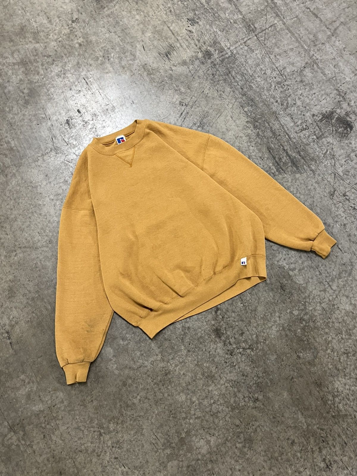 Russell Athletic × Vintage Russell athletic boxy fit earth tone crewneck hype rare Size US XL / EU 56 / 4 - 3 Thumbnail