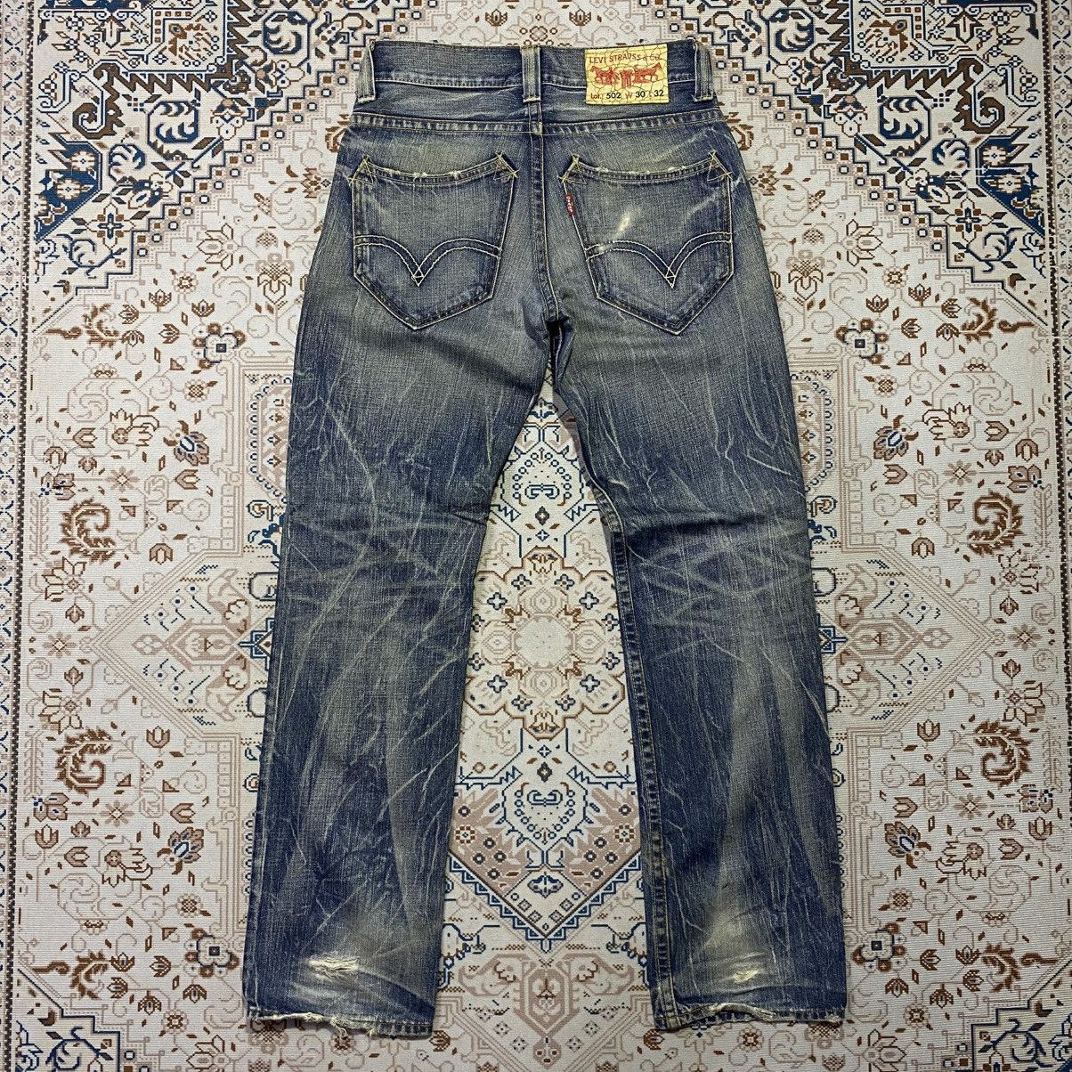 Levi's Vintage Clothing × Vintage 2000s Y2K Levis 502 Distressed Jeans Size US 30 / EU 46 - 1 Thumbnail