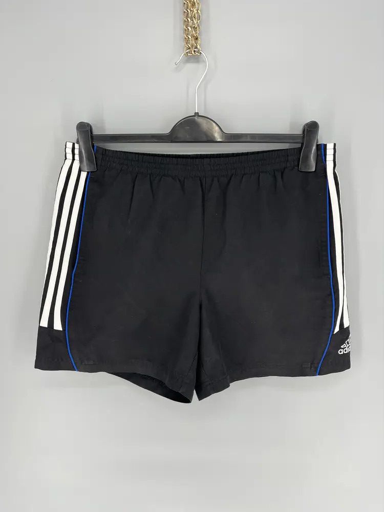 Adidas Vintage Adidas shorts streetwear y2k style casual Size US 36 / EU 52 - 1 Thumbnail