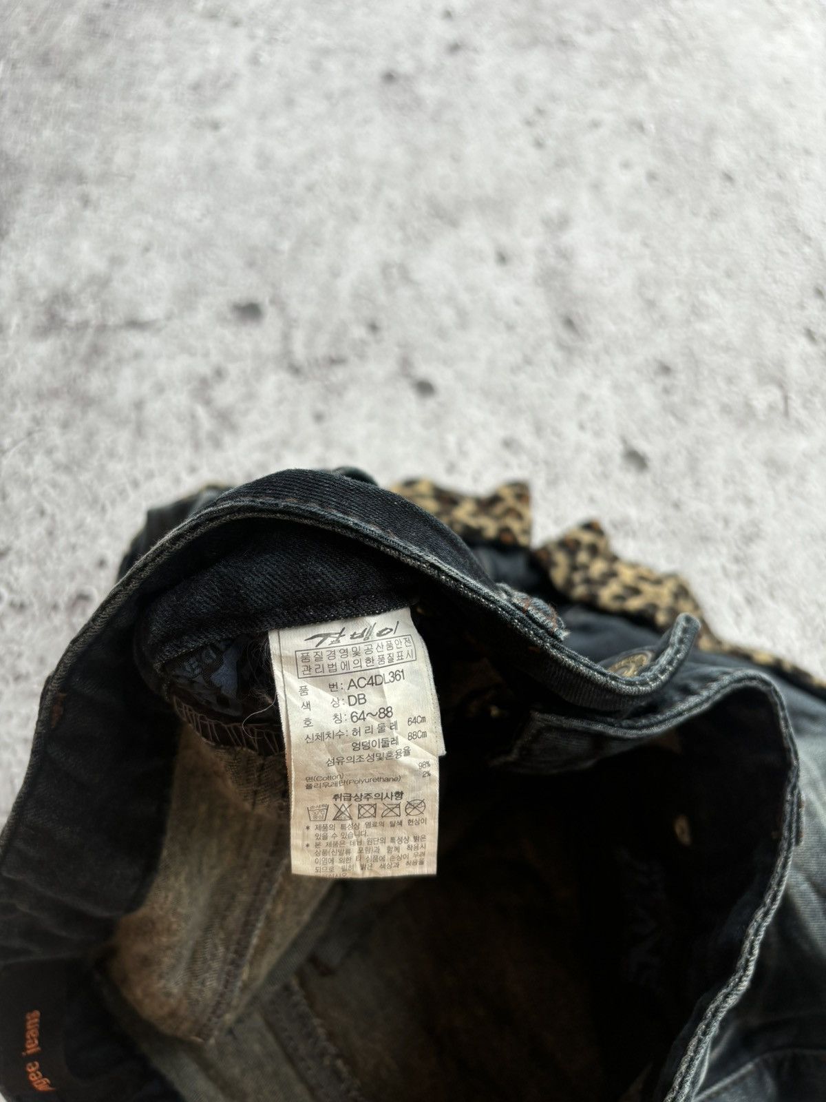Hysteric Glamour Y2k Jambagee Jeans Leopard Women's Short Size 28" / US 6 / IT 42 - 7 Thumbnail