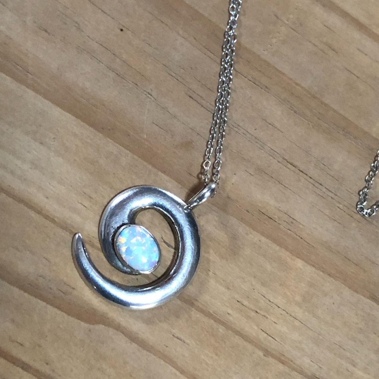 Vintage Vintage Lowell Draper Navajo sterling opal pendant on chain Size ONE SIZE - 6 Thumbnail