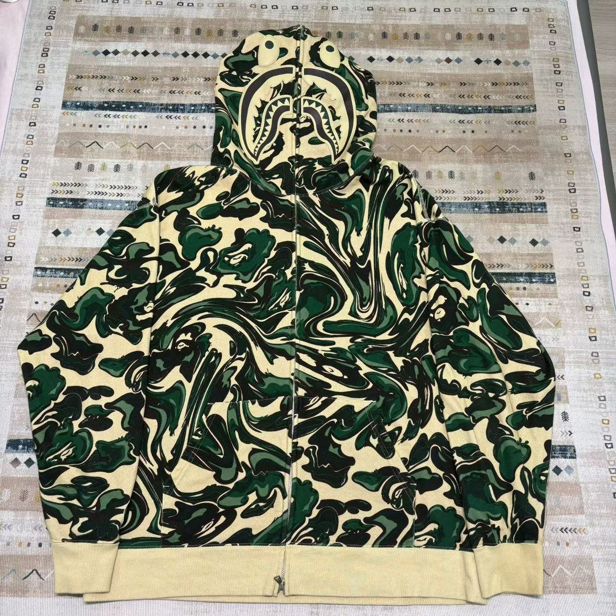 Bape BAPE CAMO SHARK FULL ZIP HOODIE Size US XXL / EU 58 / 5 - 1 Thumbnail