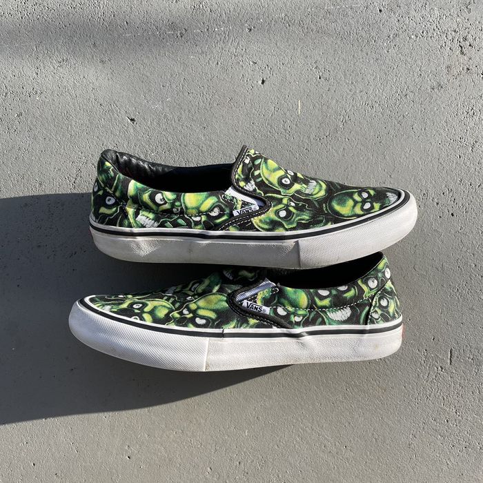 Vans slip on supreme cheap skull pile