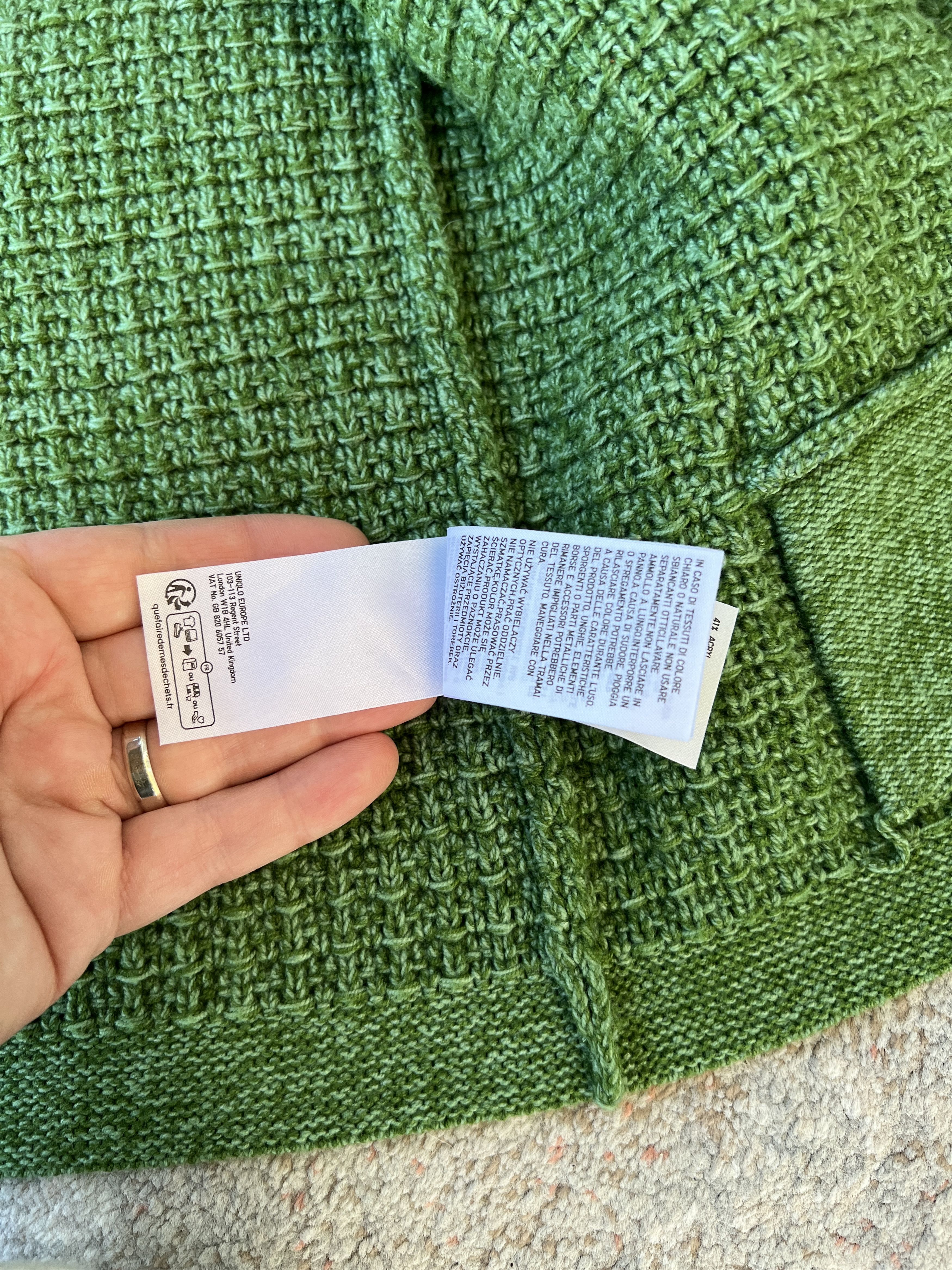 Uniqlo Uniqlo Sweater Size L / US 10 / IT 46 - 6 Thumbnail