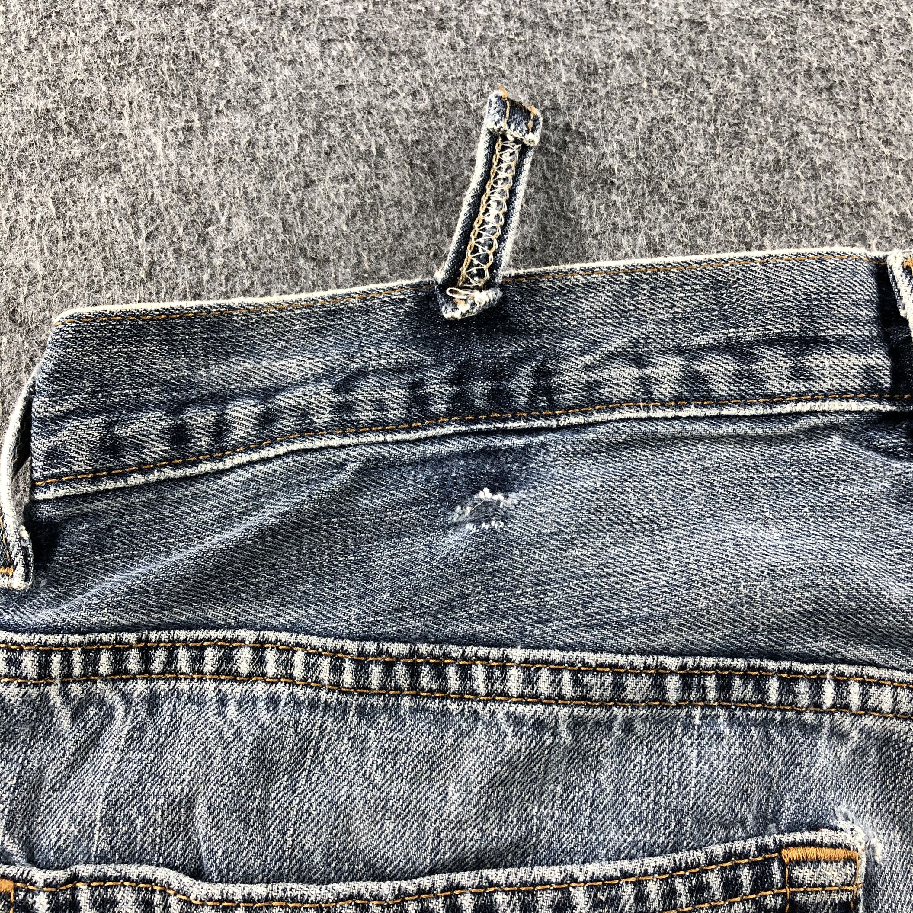 Levi's Vintage Light Wash Levis 559 Jeans-J1240 Size US 37 - 8 Thumbnail