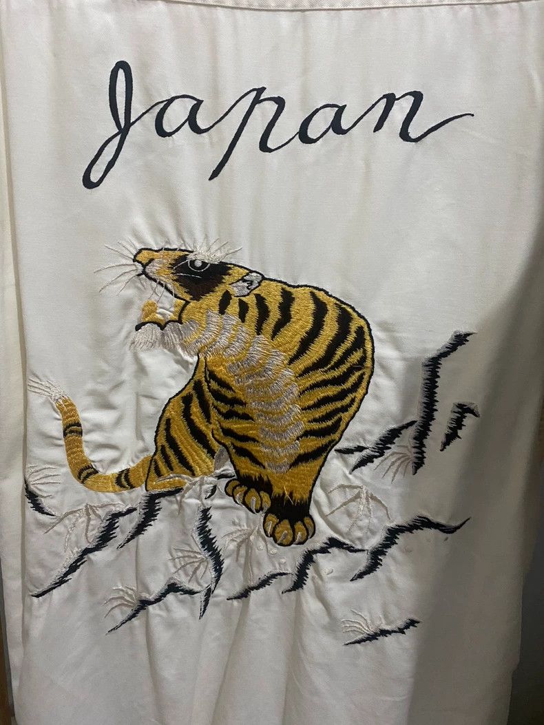 Wacko Maria Wacko Maria Sukajan Embroidered Tiger Shirt Hawaiian Shirt Size US XL / EU 56 / 4 - 3 Thumbnail