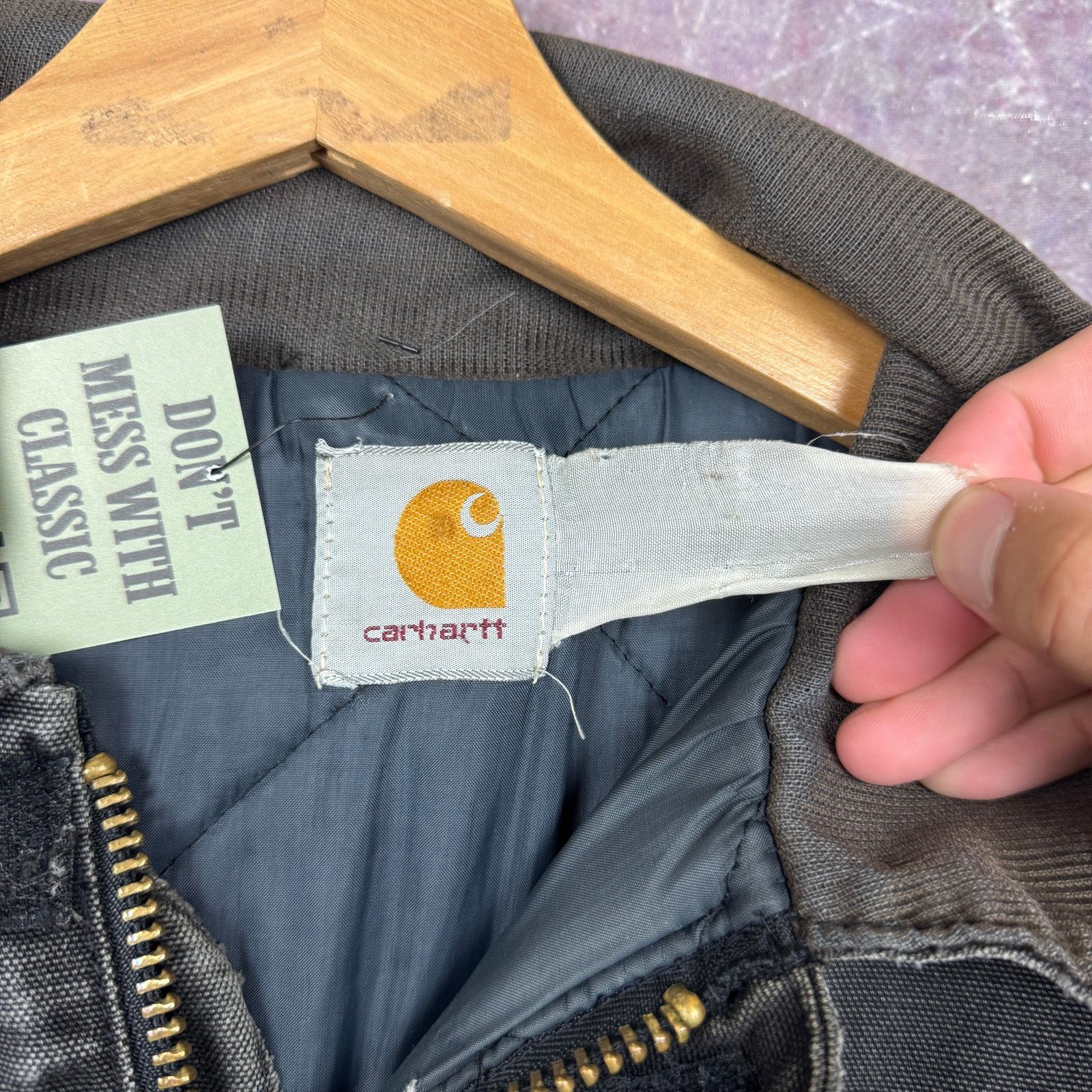 Carhartt × Vintage 90s Faded Black Thrashed Carhartt Arctic Work Jacket L 2321 Size US L / EU 52-54 / 3 - 9 Thumbnail