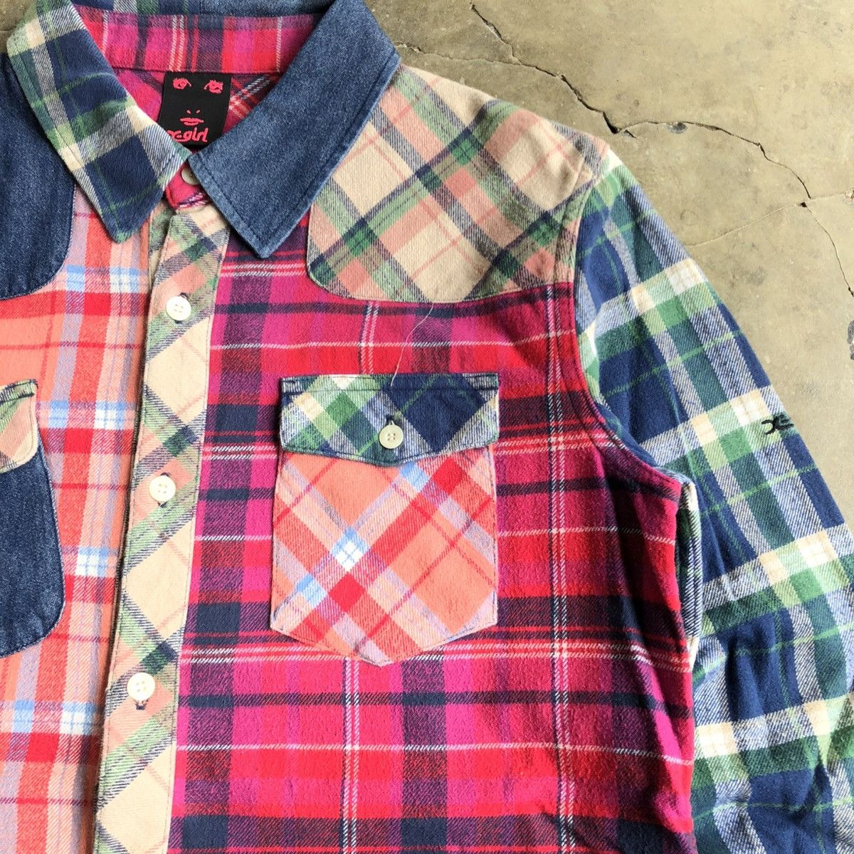 Hysteric Glamour 2000s X-girl Patchwork Double Pocket Button Up Shirt Size US M / EU 48-50 / 2 - 4 Thumbnail