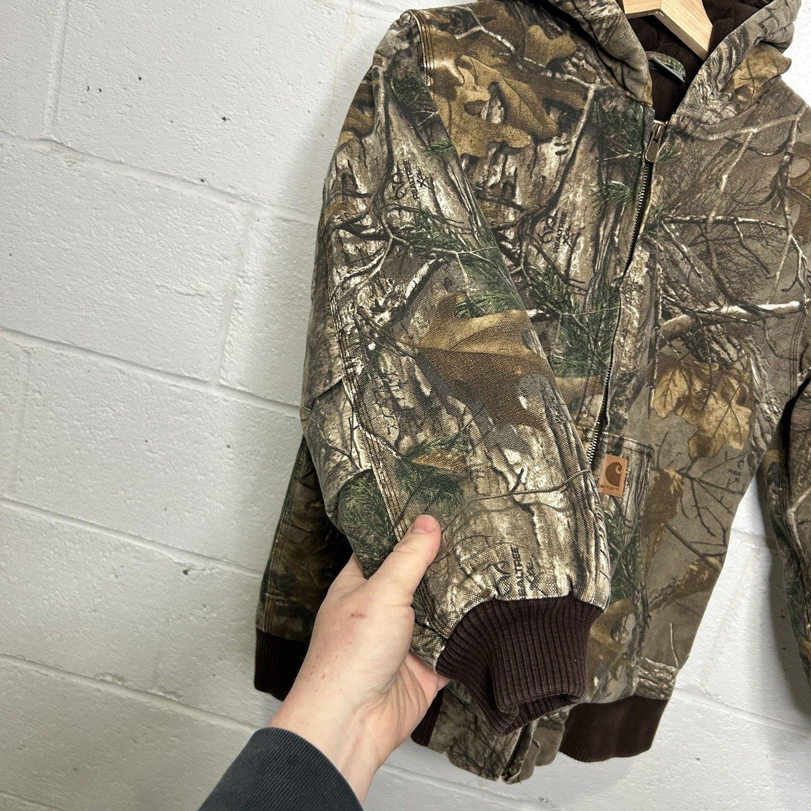 Carhartt Carhartt X Realtree Xtra Quilted Active Jacket “Camo” Size XS / US 0-2 / IT 36-38 - 7 Thumbnail