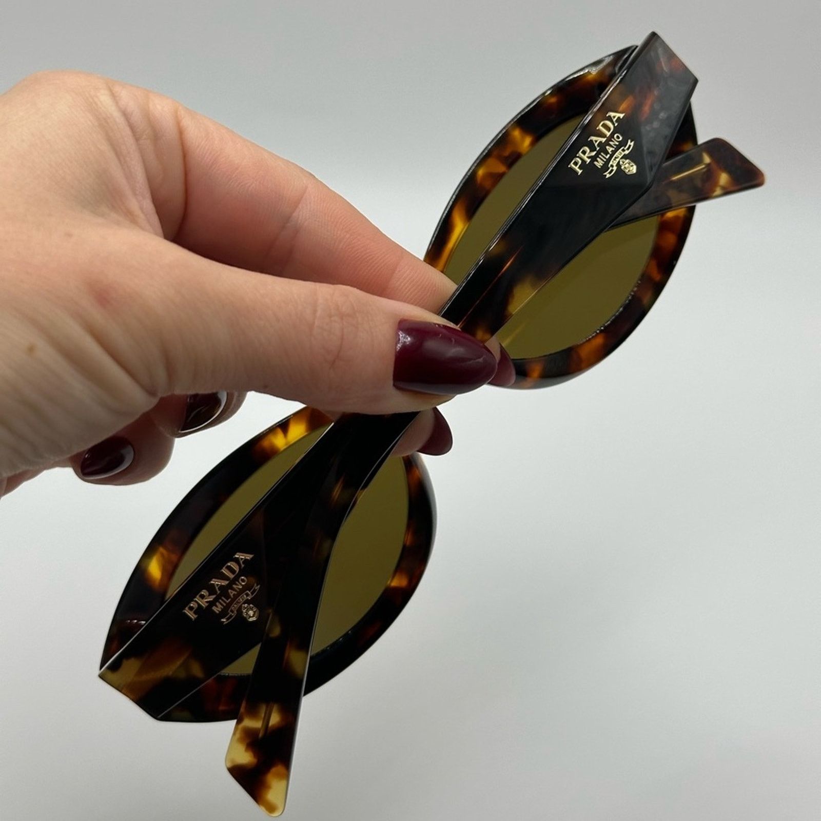 Prada PRADA Sunglasses PR26ZS 14L09Z Honey Tortoise Dark Brown NEW Size ONE SIZE - 9 Thumbnail
