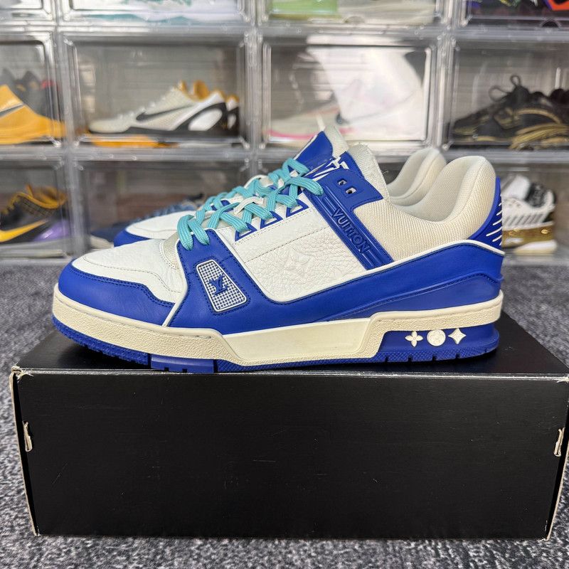 Louis Vuitton Classic Low-Top Sneakers in Navy 0079